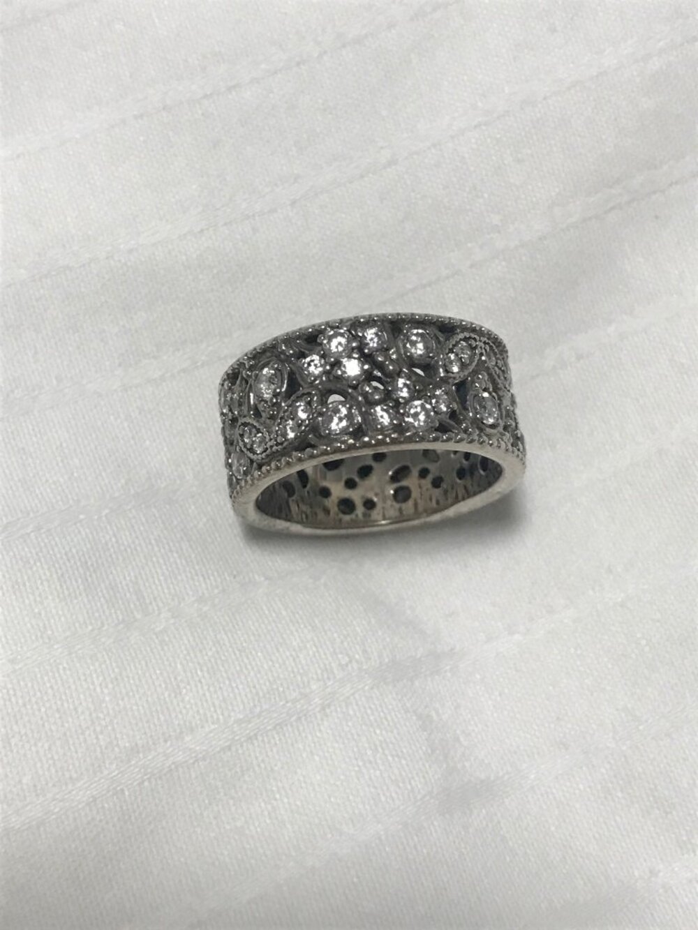 Retired Pandora Silver Shimmering Leaves Zirconia Ring size 52 fits 5.5 / 6 - Picture 3 of 5